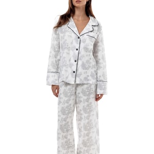 Holiday Pajama Set | Loungewear Made of 100% Muslin | Bridal Pajamas | Cotton Pajama Bachelorette