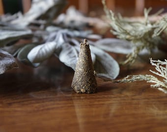 Sage and Juniper Incense Cones Handmade Pack of 25