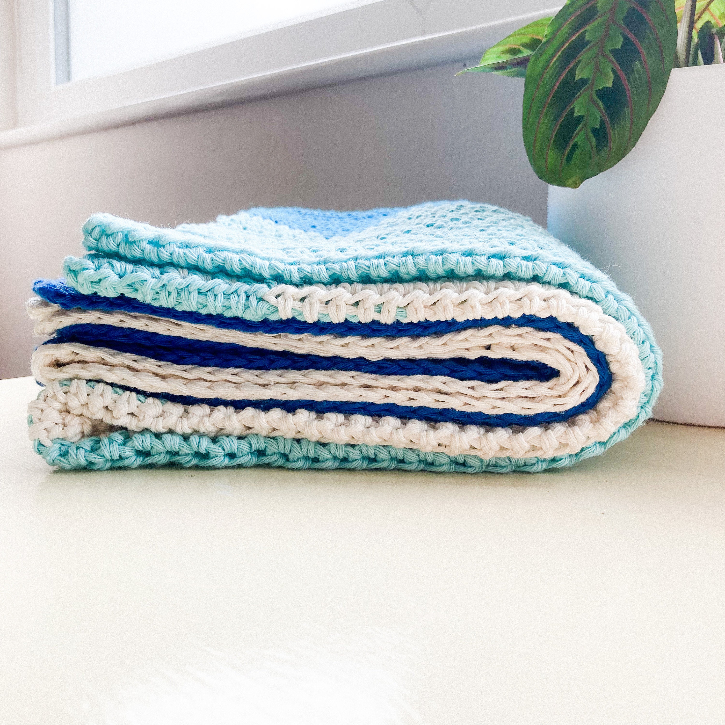 12 Ocean Waves Crochet Patterns: Bring Coastal Texture to Blankets, Bags, and Gifts 5 Ocean Waves Baby Blanket Crochet