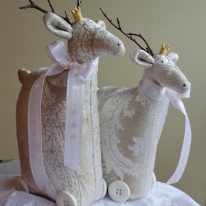 Textile reindeer, crown, Scandinavian decoration, Tilda, deer, stag, winter, Christmas, princess, brocante, shabby