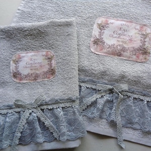 Towel with lace and nostalgic appliqué, shabby, vintage, French country house, crochet lace, bathroom decoration, bath towel