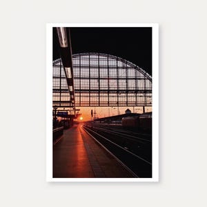 Hauptbahnhof, Bremen, Postkarte, Ankunft, Abfahrt, Fernweh, Reisen, Zugfahren, Gegenlicht, Sonnenuntergang, Grußkarte, Ansicht, Gute Karten