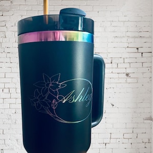 Tumbler personalizzato da 40 once con fiore di nascita, Tumbler con nome personalizzato, regalo floreale, bicchieri personalizzati, regalo personalizzato