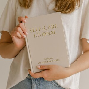 Self Care Journal for Women | Daily Wellness Planner | Minimalist Aesthetic | Mindfulness & Routine Tracker | Self-Care Journal Hardcover