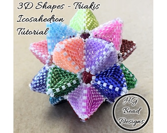 Puede incluir: Un icosaedro triakis de cuentas de colores, una forma geométrica 3D, sobre un fondo blanco. El título "3D Shapes - Triakis Icosahedron Tutorial" es visible en la esquina superior izquierda. El texto "HG Bead Designs" es visible en la esquina inferior derecha.
