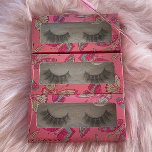 Classy Mink Lashes | Vegan Lashes | Faux Mink Lashes | 17MM Lashes | Baddie Lashes | Wispy Lashes | Fluffy Lashes | Dramatic Lashes |