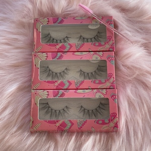 Bad Vibe Mink Lashes | Vegan Lashes | Faux Mink Lashes | 17MM Lashes | Baddie Lashes | Wispy Lashes | Fluffy Lashes | Dramatic Lashes |