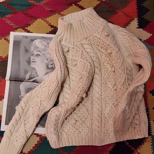 MARILYN MONROE shops Irish sweater