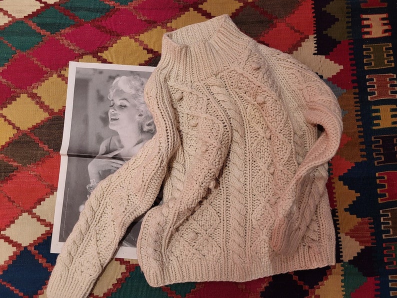 MARILYN MONROE shops Irish sweater