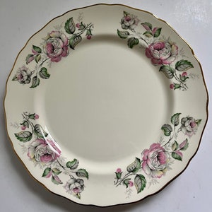 4 Vintage Dessert Luncheon plates cream with pink roses and green leaves gold edging 8” diameter