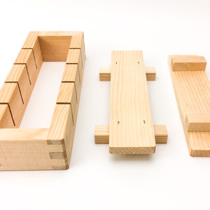 Japanese wooden sushi press mould image 3