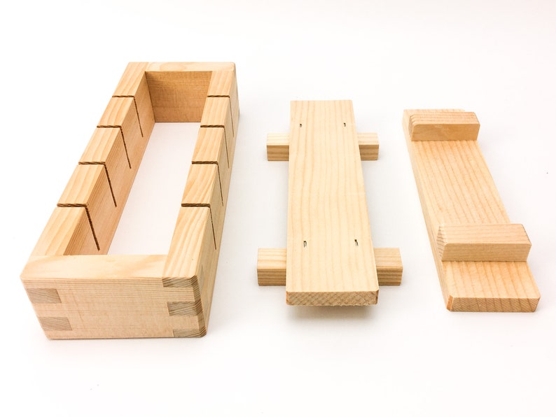 Japanese wooden sushi press mould image 3