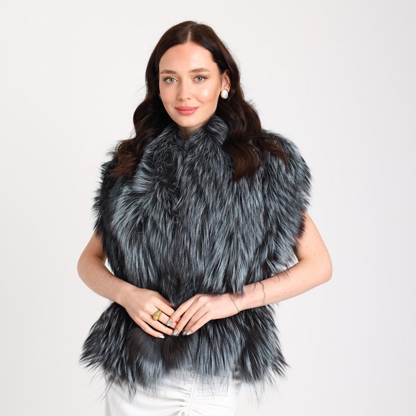 Mom’s Favorites, Chic Ash Gray Lush Thick Fox Fur Shawl with Light Blue Tips for Weddings – Elegant Fox Fur Bridal Stole Wrap
