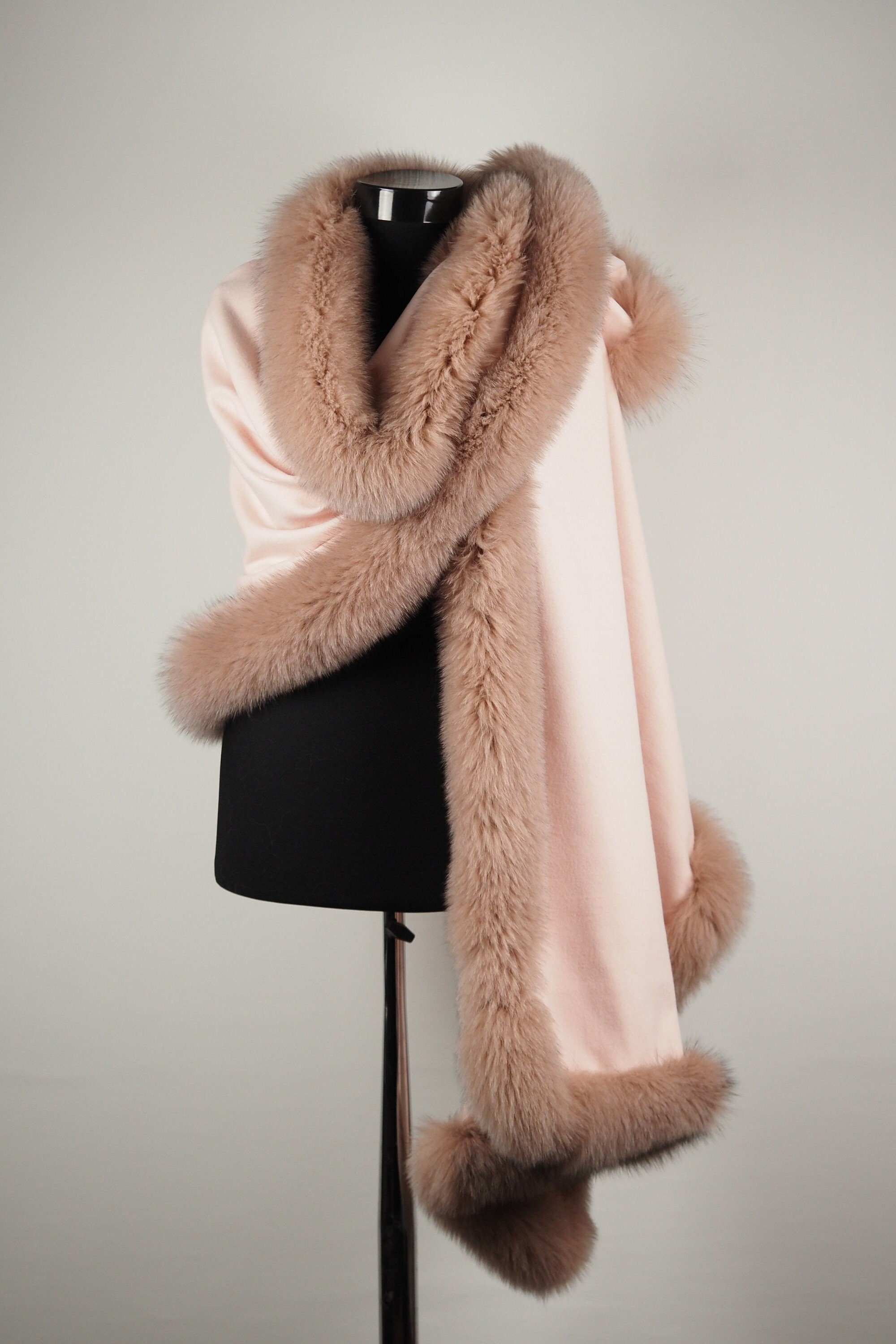 Cashmere fur clearance wrap
