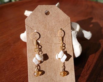 Orecchini con denti di volpe grigia: placcati in oro 18k, orecchini con denti di volpe, orecchini in vero osso, orecchini pendenti in osso di volpe, orecchini in stile boho, stranezze