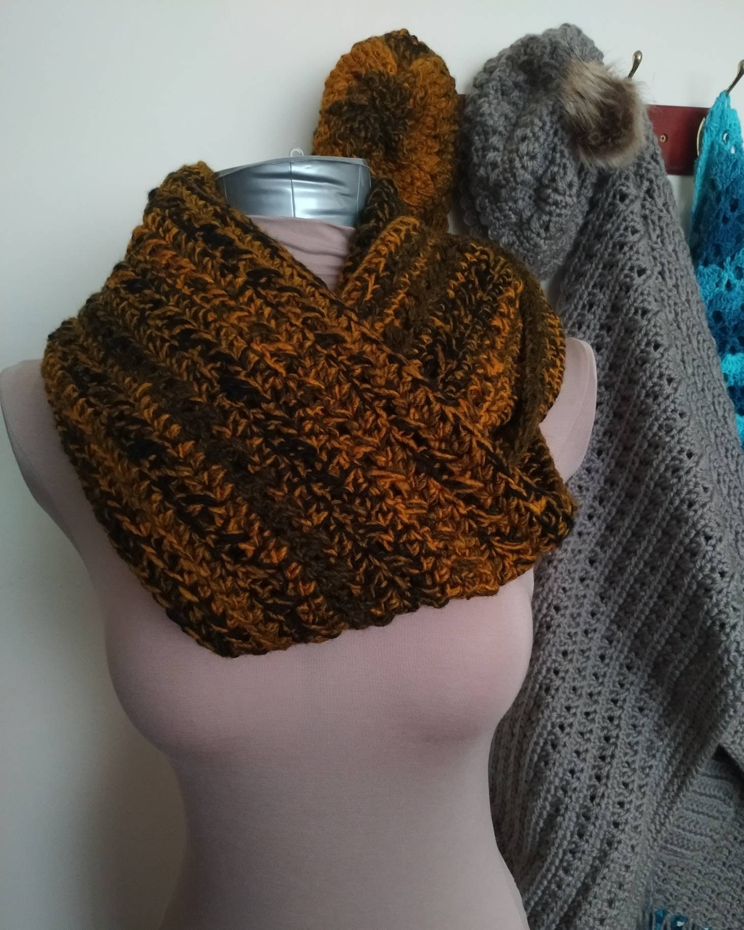 Handmade by Crochet Chunky Infinity Scarf and Hat in an - Etsy