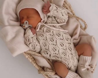 Hand-knitted organic baby romper long-sleeved – newborn outfit for photo shoots