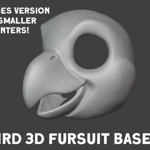 Puede incluir: Base de máscara de pájaro gris impresa en 3D con pico y abertura para los ojos. El texto dice "INCLUDES VERSION FOR SMALLER PRINTERS!" y "BIRD 3D FURSUIT BASE!"