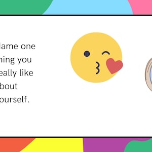 K&ouml;nnte beinhalten: Eine wei&szlig;e Karte mit dem Text "Name one thing you really like about yourself." Ein gelbes Comic-Gesicht mit einem Augenzwinkern und einem roten Herzen befindet sich auf der rechten Seite der Karte. Ein Handspiegel mit braunem Griff befindet sich auf der rechten Seite der Karte.