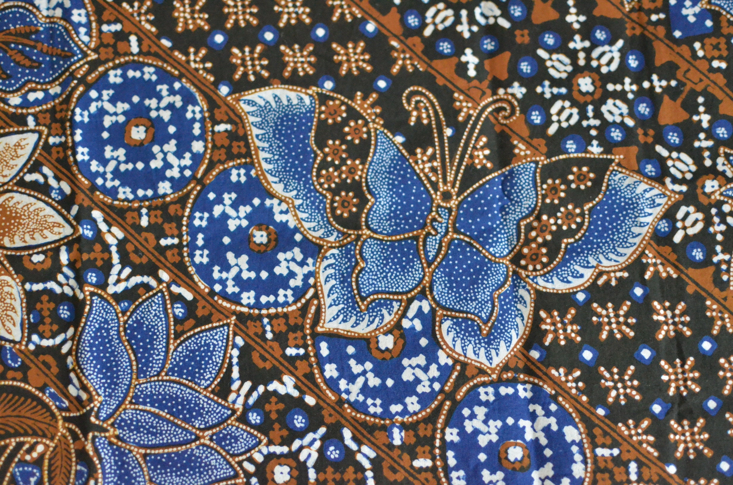 Nitik Hand Drawn Indonesian Batik Tulis Fabric Sarong Java Balinese ...