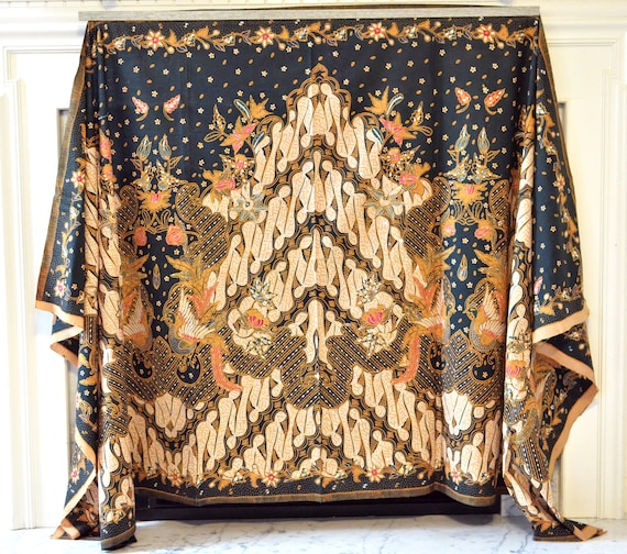 Hand drawn Indonesian Batik Tulis Fabric Hand written Bird of Paradise Balinese Black brown Javanese Sarong Unisex Men Pencak Silat Java