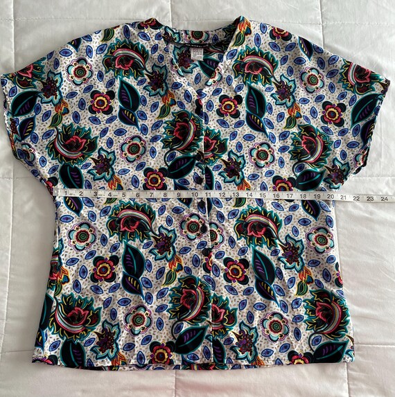 Notations Short Sleeve Colorful Button Size 12 - image 8
