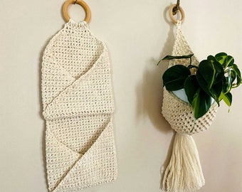 Crochet Wall Hanging Pattern, Wall Hanging Basket, Crochet Home Decor Patterns, Crochet Pocket Wall Hanging, Crochet Storage Basket
