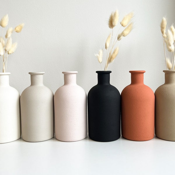 Petit vase peint à la main avec des queues de lapin | Vase effet céramique mat | Vase pour fleurs séchées | Vase décoratif | Décor neutre | Maison