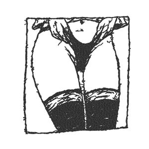 Op de afbeelding: Zwart-witte lijntekening van het onderlichaam van een persoon die zwarte ondergoed en kousen draagt.