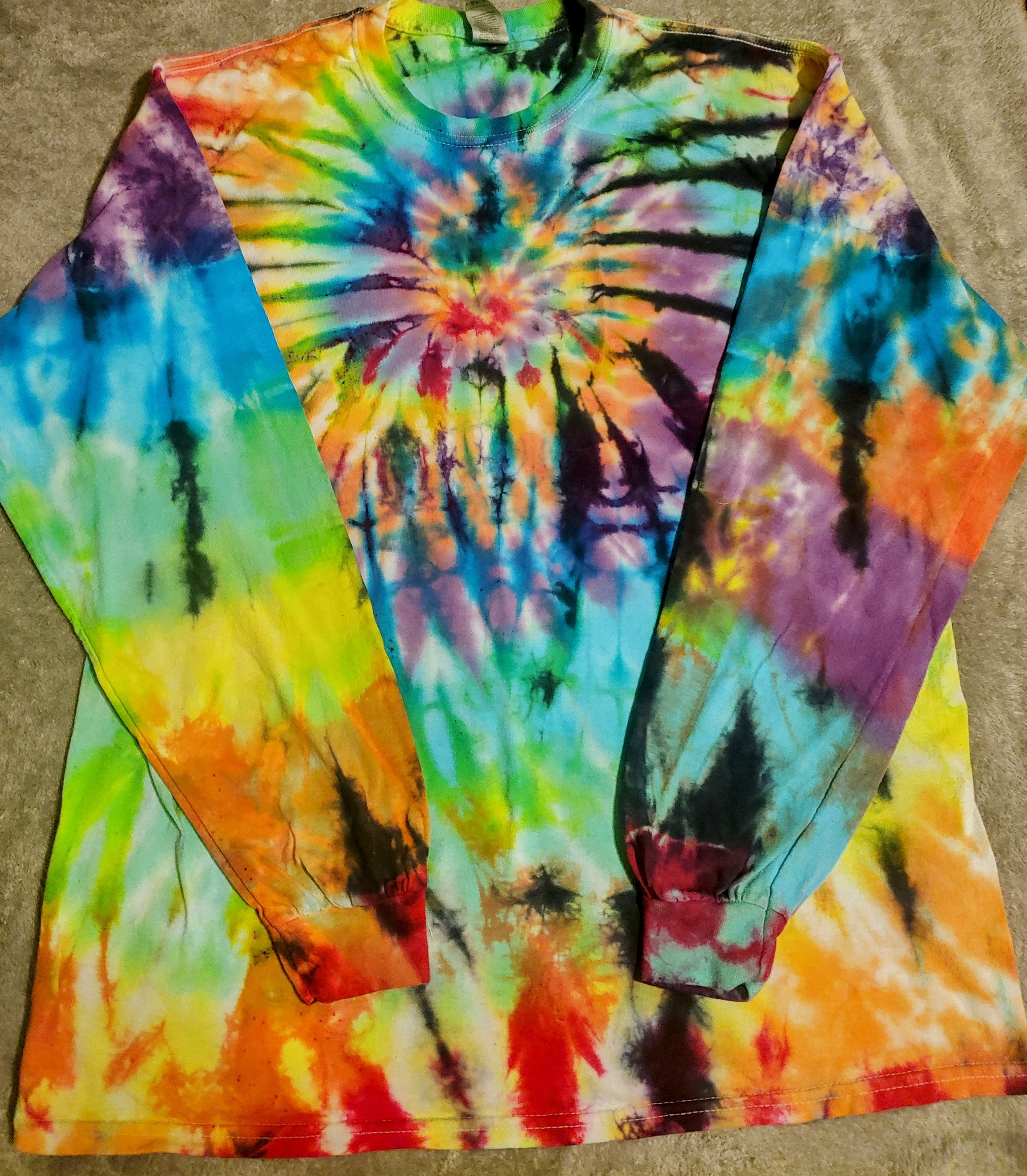 mr tie dye spider