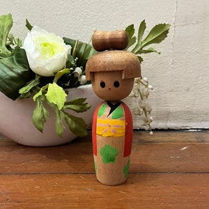 Vintage Modern Creative Wooden Kokeshi Doll 60g 12cm