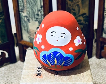 Vintage Creative Mini Japanese Kaga Hachiman Okiagari Doll 5cm