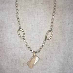 Vintage Miriam Haskell Mother of Pearl Pendant Necklace Signed