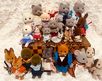Vintage Rare Sylvanian Families Calico Critter Character Figure Set