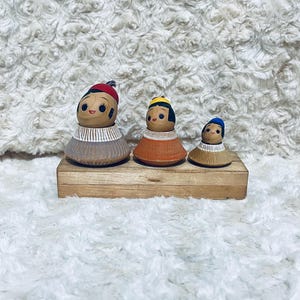 Trio der modernen kreativen Sosaku Ei Holz Kokeshi Puppe, 3,5 bis 6 cm