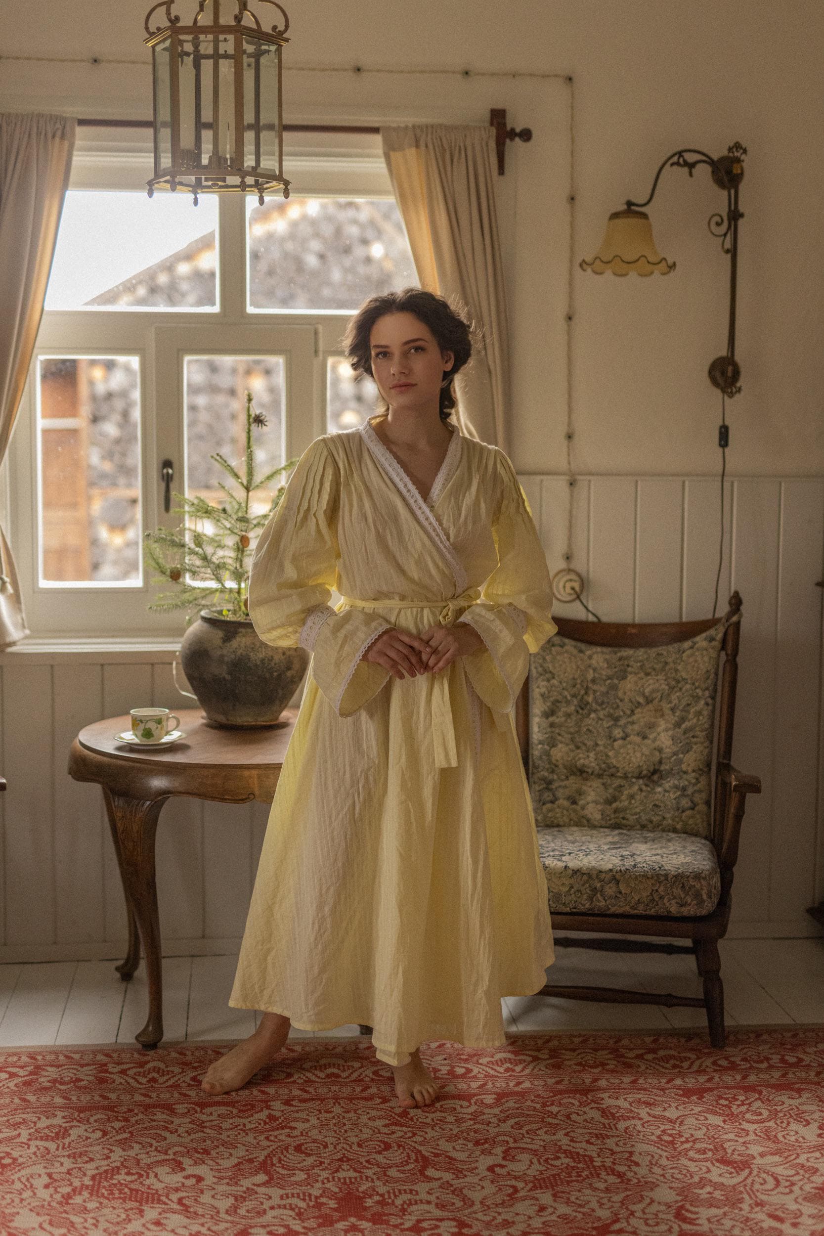 vintage dressing robe 1930s silk and lace deco negligee robe Also available in a short version and other colours available VINTAGE SIZE LARGE VICTORIAN LOOK