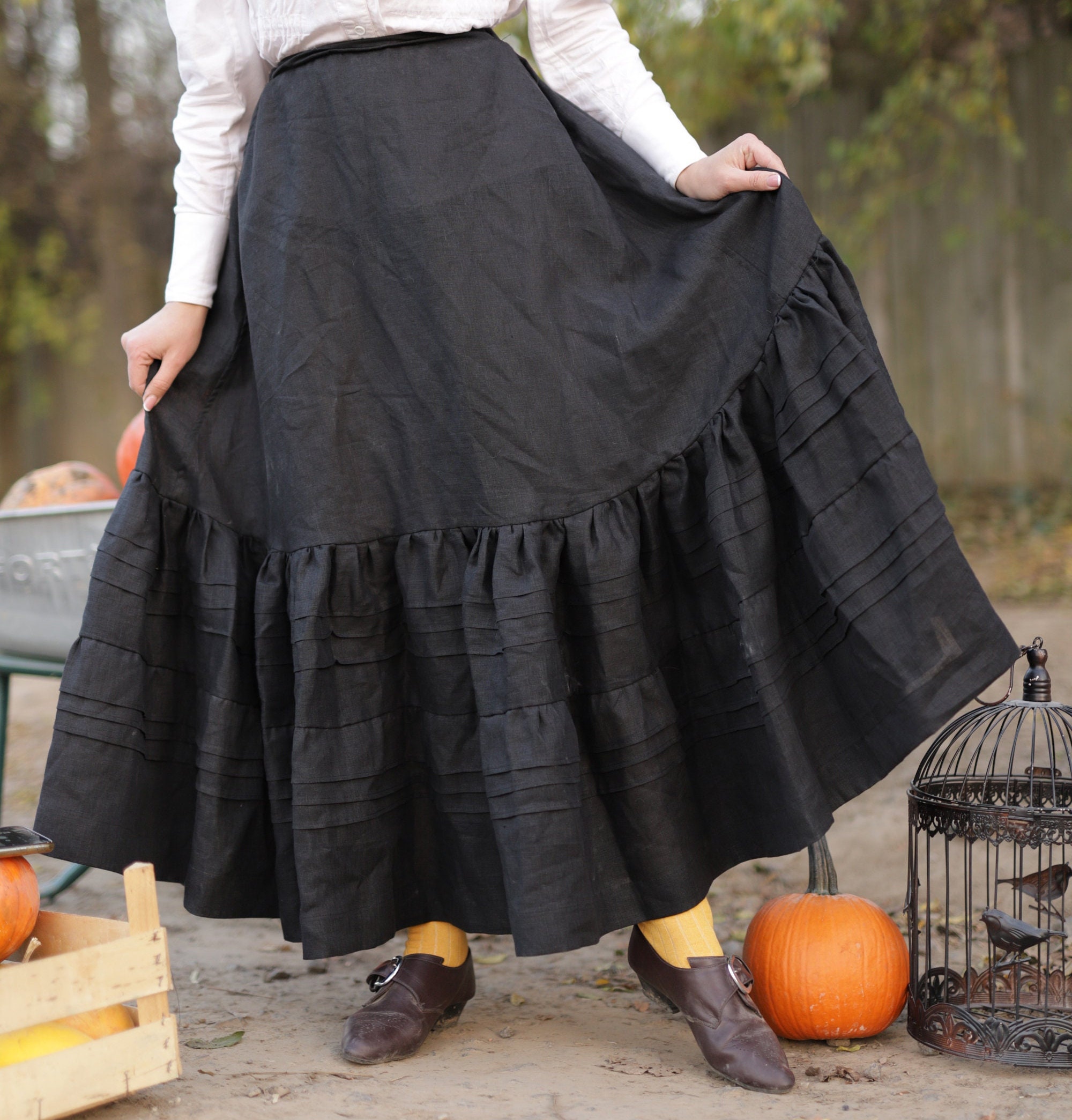 Black petticoat flare skirt hotsell