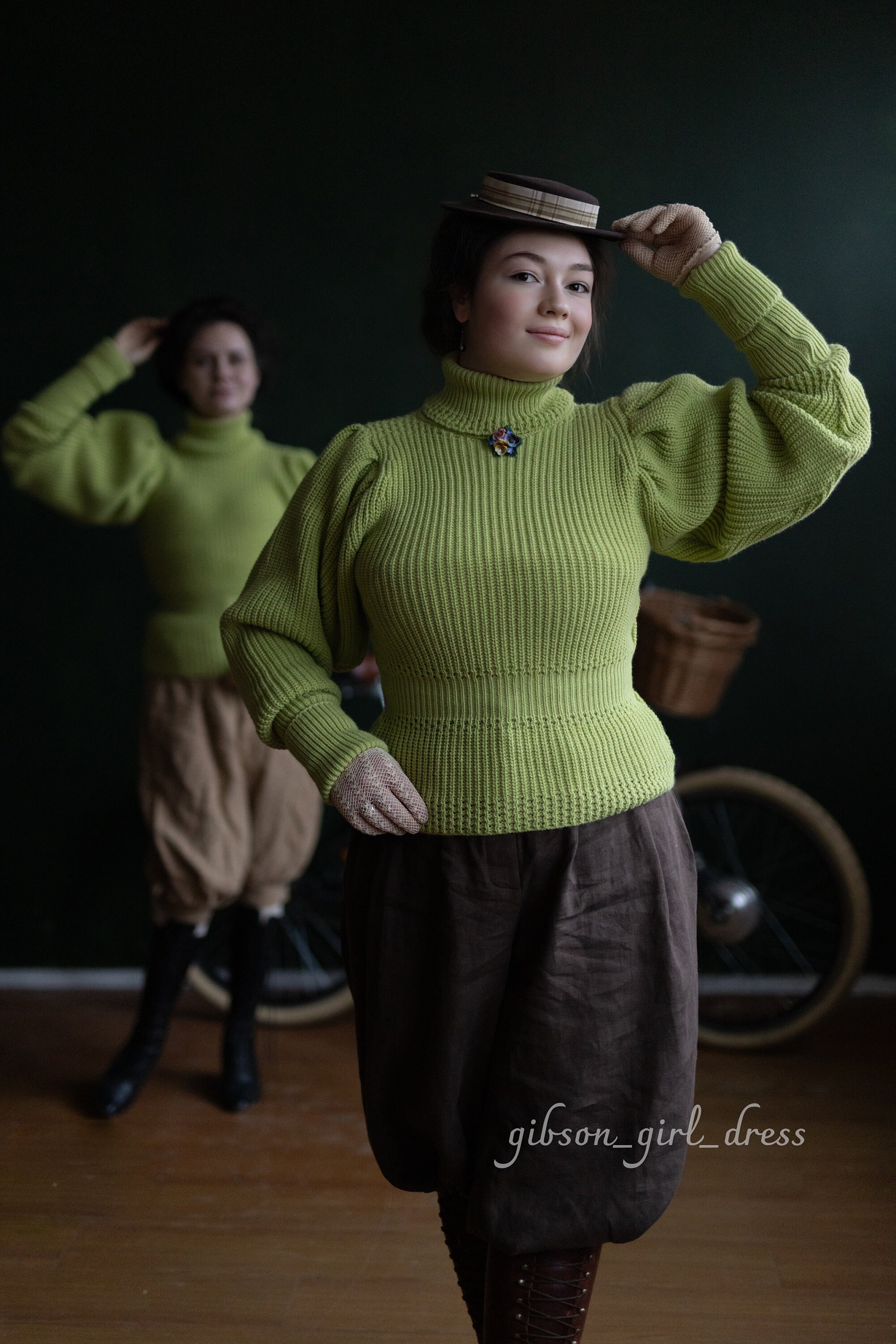 Sweater in Edwardian Victorian Style for Cycling Bicycle