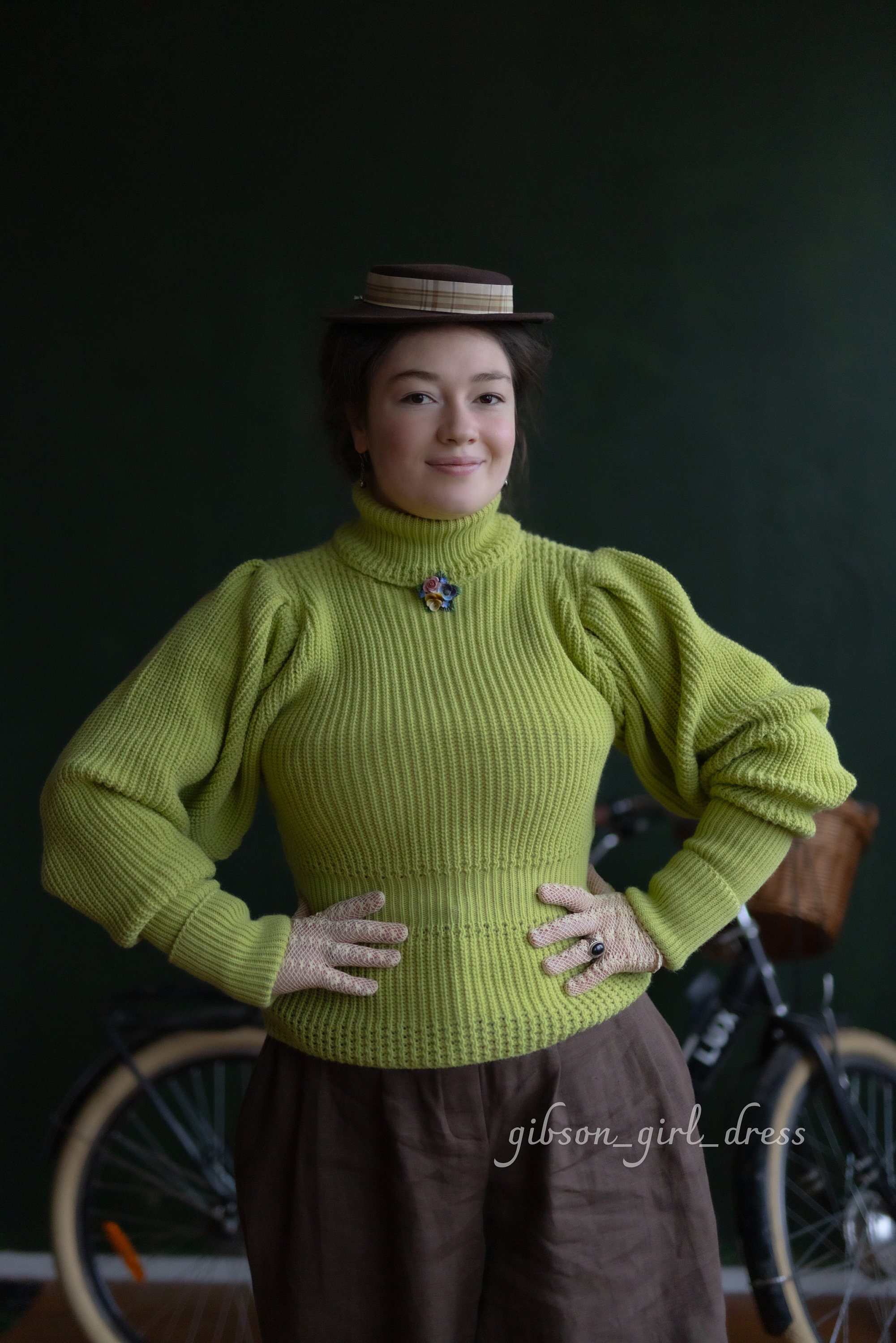 Sweater in Edwardian Victorian Style for Cycling Bicycle 1897 Leg