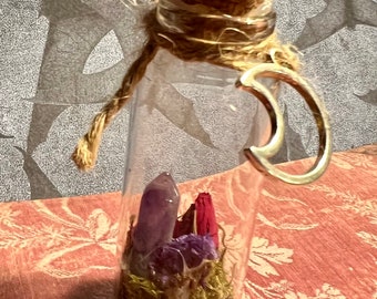 Rosebud and Amethyst Curio Bottle-  Dried flowers, crystal, amethyst point, curio bottle, specimen bottle, witchy home decor, home decor