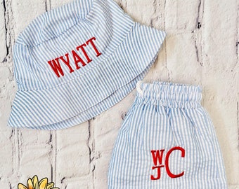 Bañador de seersucker con monograma: traje de baño personalizado para niño