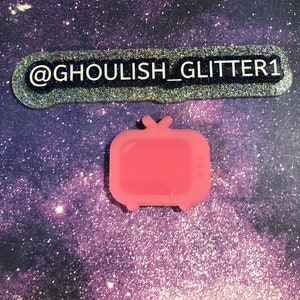 Tv keychain/badge reel sized mold