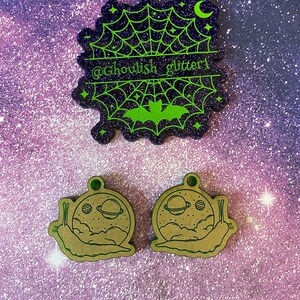 Space snail earring mold