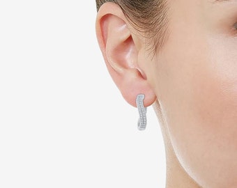 Swirl Shell Pavé Hoop Earrings Huggies Cubic Zirconia in 925 Sterling Silver (1/4 Cttw)