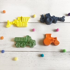Custom Fun Construction Crayons, Personalized Name Crayons, Construction Party Favor for Kids, Construction Crayon Art Birthday Gifts