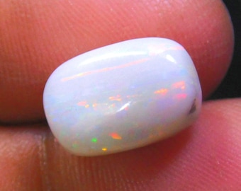 Australian Opal Cabochon: 13x9mm Cushion Coober Pedy Stone