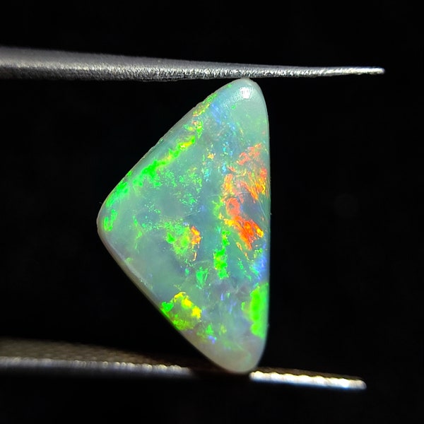 Coober Pedy Australian Opal Triangle Shape Cabochons, Good Quality Rainbow Flash, White Base Natural Opal Stone.