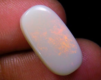 Australian Opal Cabochon: Coober Pedy White Opal Gemstone (17x9mm)