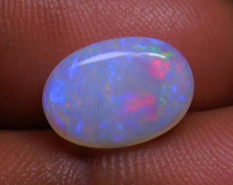 Oval Brazilian Opal Cabochon: Multi-Flash Gemstone (12x8.55mm)