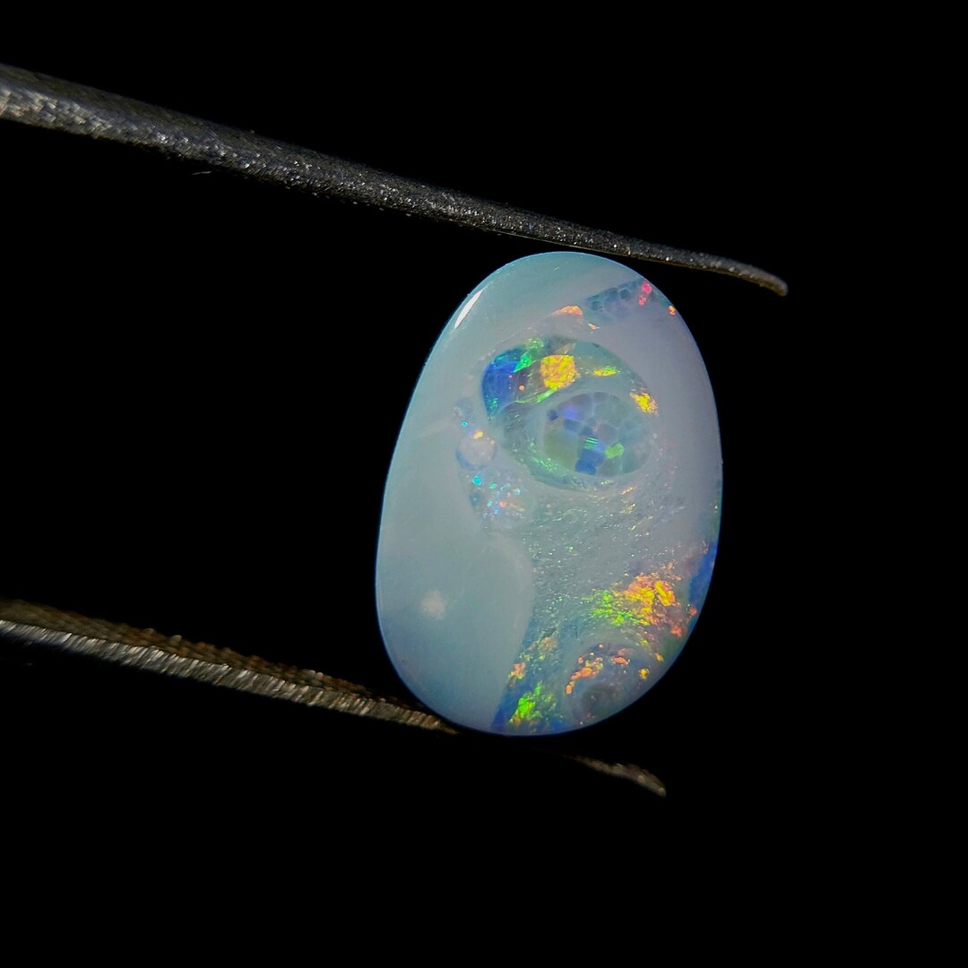 Opale Noble Doublet D'Australie En Cabochon - 2.60 Carats, Neuf Sans Emballage